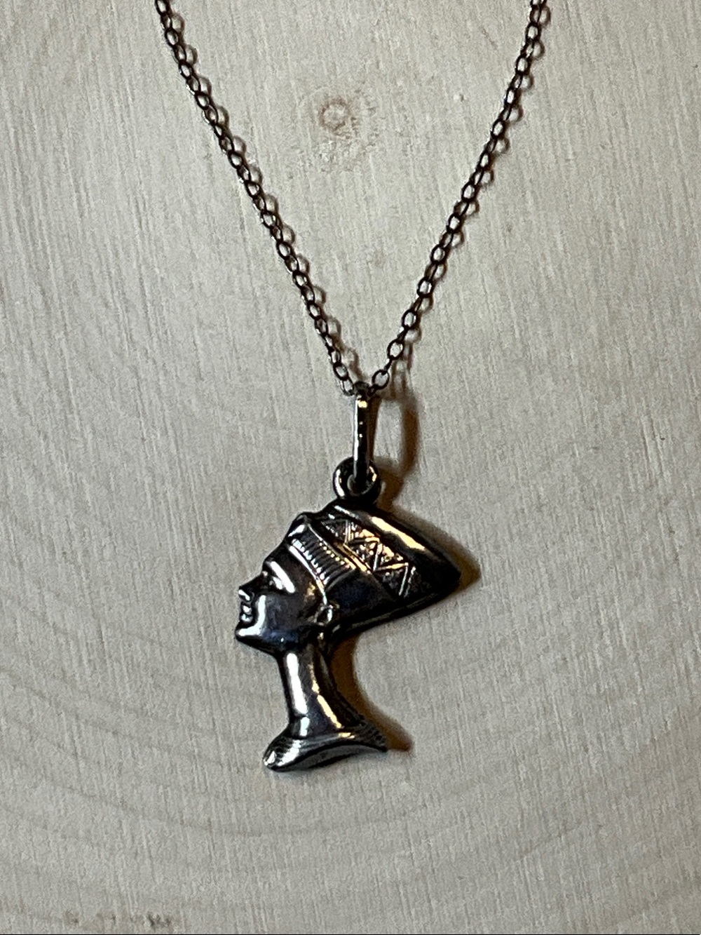 Sterling Silver Egyptian Queen Nefertiti Bust Profile Pendant Necklace